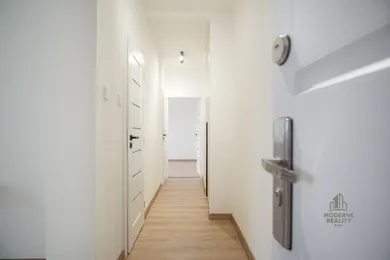 Na predaj 2-izbový byt, 46 m², Nové Zámky