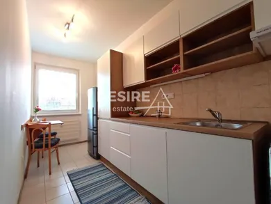 Na prenájom 3-izbový byt, 61 m², Pezinok, Svätoplukova