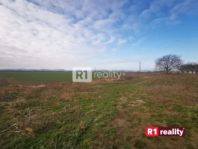 Na predaj pozemok, Piešťany