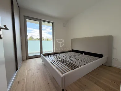Na prenájom 2-izbový byt, 46 m², Bratislava-Staré Mesto