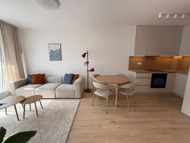 Na prenájom 2-izbový byt, 42 m², Trnava