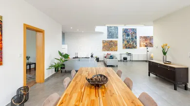Na prenájom dom, 323 m², Bratislava-Nové Mesto