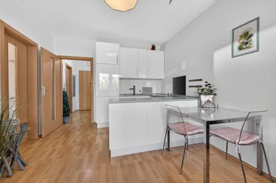 Na predaj 2-izbový byt, 53 m², Bratislava-Ružinov, Jégeho