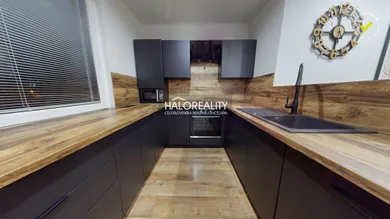 Na predaj 4-izbový byt, 88 m², Rimavská Sobota