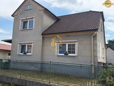 Na predaj 4-izbový dom, 123 m², Dojč