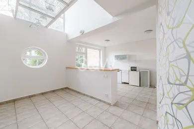 Na predaj dom v Bratislava-Staré Mesto · €750 000 · Dokončené