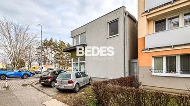 Na prenájom komerčné, 50 m², Prievidza, Bojnická cesta