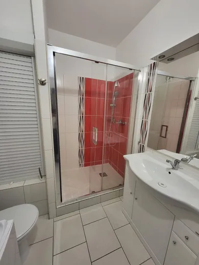 Na predaj 1-izbový byt, 38 m², Nitra, Novomeského