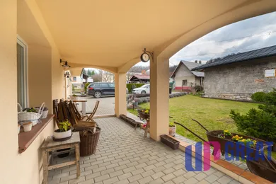 Na predaj 4-izbový dom, 139 m², Mojtín