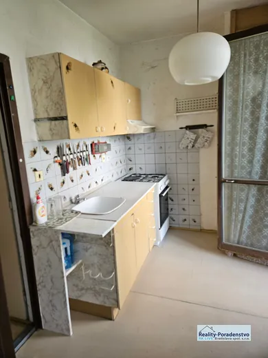 Na predaj 2-izbový byt, 49 m², Bratislava-Devínska Nová Ves