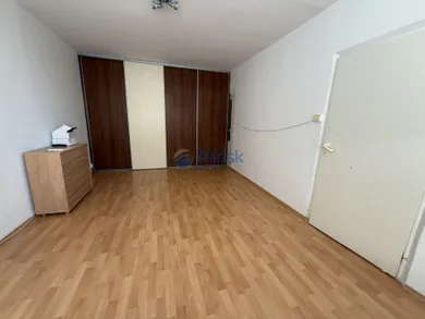 Na prenájom 2-izbový byt, 68 m², Šaľa, 8. mája