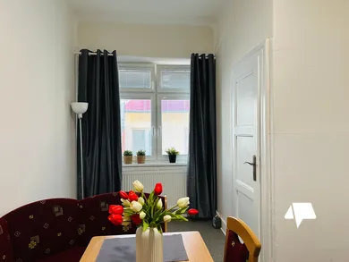 Na prenájom 1-izbový byt, 50 m², Nitra, Štefánikova trieda