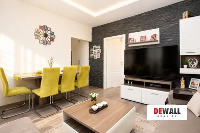 Mieszkania na sprzedaż, 4-pokojowe, Bratislava-Petržalka · €245 900