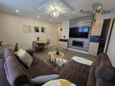 Na prenájom 2-izbový byt, 46 m², Bratislava-Nové Mesto, Riazanská