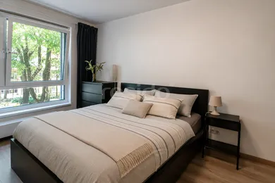 Byty na prenájom 2-izbový, Bratislava-Staré Mesto · €900