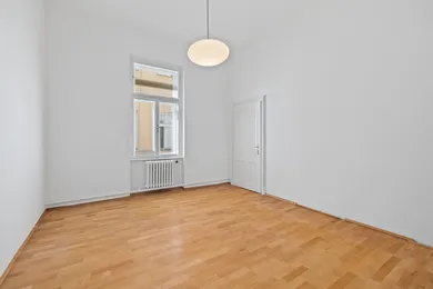Na prenájom 5-izbový byt, 168 m², Bratislava-Staré Mesto, Moyzesova