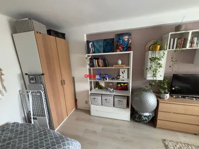 Na prenájom 1-izbový byt, 42 m², Bratislava-Ružinov, Trenčianska