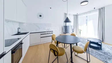 Na prenájom 2-izbový byt, 50 m², Bratislava-Petržalka