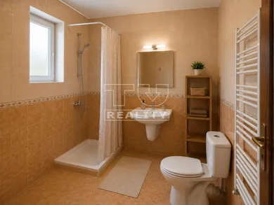 Na predaj 6-izbový dom, Šamorín