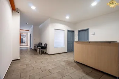 Na predaj komerčné, 520 m², Bratislava-Petržalka, Šustekova