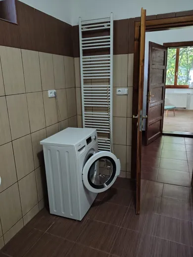 Na prenájom 1-izbový byt, 45 m², Bratislava-Karlova Ves, Komonicová