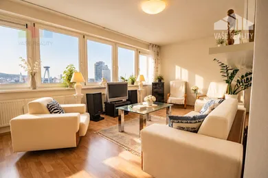 Na prenájom 3-izbový byt, 101 m², Bratislava-Petržalka, Zadunajská
