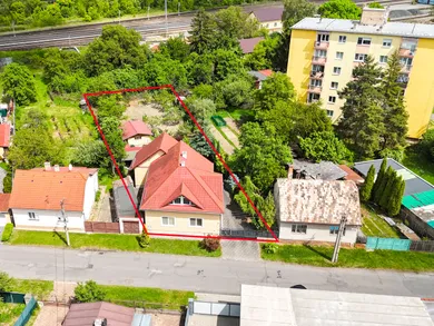 Domy na sprzedaż, 4-pokojowe, Lučenec · €239 999