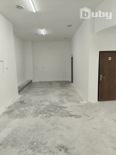 Na prenájom komerčné, 145 m², Žilina, centrum