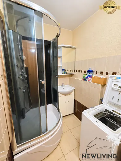 Na predaj 3-izbový byt, 64 m², Piešťany, Lipová
