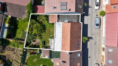 Na predaj 5-izbový dom, 213 m², Piešťany, Partizánska