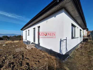 Na predaj 5-izbový dom, 123 m², Ploské