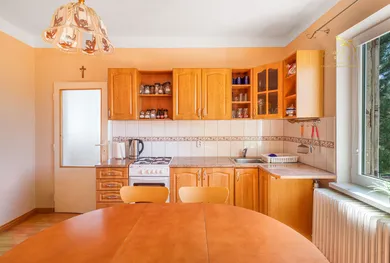 Na predaj dom, 140 m², Radava