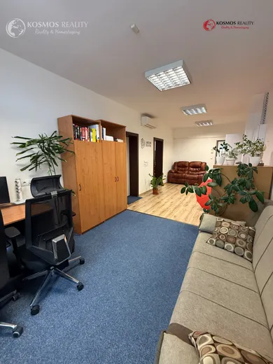 Na prenájom komerčné, 71 m², Košice-Juh, Južná trieda