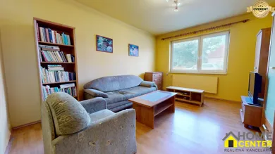 Na predaj 4-izbový dom, 110 m², Kolárovo, Slovenská