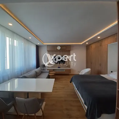 Na predaj 1-izbový byt, 40 m², Bratislava-Nové Mesto, Tomášikova