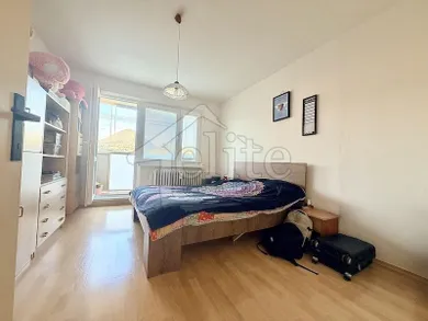 Na predaj 3-izbový byt, 71 m², Považská Bystrica, SNP