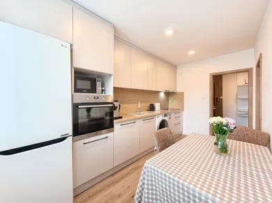 Na predaj 2-izbový byt, 65 m², Košice-Staré Mesto, Zimná