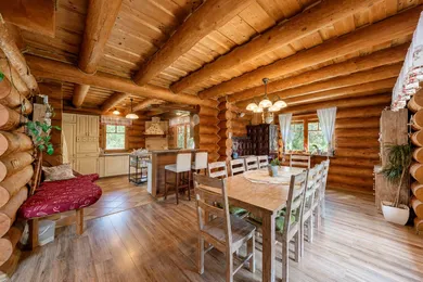 Na predaj 6-izbový dom, 341 m², Podzámčok