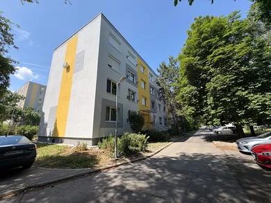 Mieszkania na sprzedaż, 2-pokojowe, Komárno · €92 990