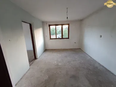 Na predaj 3-izbový dom, Nová Baňa