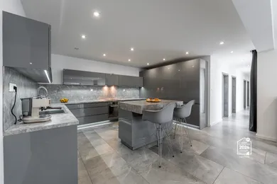 Na predaj 4-izbový dom, 165 m², Malá Ida, Hlavná