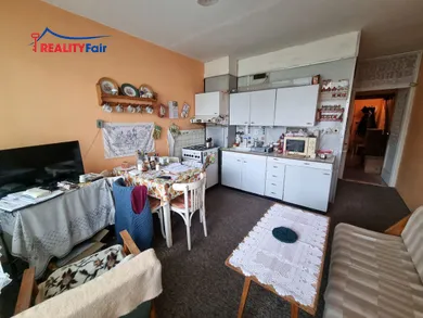 Na predaj 2-izbový byt, 76 m², Banská Bystrica, Severná