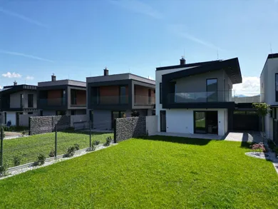 Na predaj 4-izbový dom, 156 m², Košťany nad Turcom