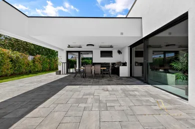 Na predaj 5-izbový dom, 246 m², Stupava, Hlavná