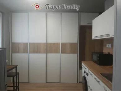 Na predaj 1-izbový byt, 34 m², Komárno