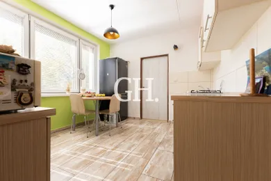Na predaj 3-izbový byt, 71 m², Košice-Staré Mesto, Dargovská