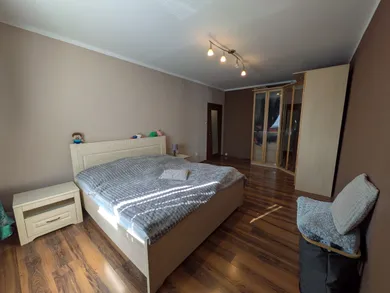 Na predaj 3-izbový byt, 82 m², Topoľčany, Krušovská