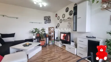 Квартири в оренду, 2-кімнатні, Banská Bystrica · €630