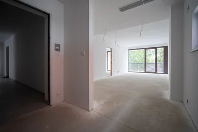Na predaj 2-izbový byt, 58 m², Bratislava-Ružinov, Tomášikova