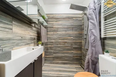 Na predaj 2-izbový byt, 36 m², Bratislava-Nové Mesto, Ďurgalova